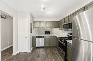 5910 Hampton Ct, Atlanta, GA 30349 - Photo 11