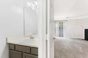 5910 Hampton Ct, Atlanta, GA 30349 - Photo 19