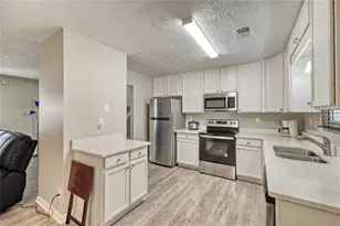 5544 Alpine Ct, Lithonia, GA 30038 - Photo 9