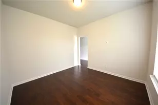 2522 Bear Mountain St, Lithonia, GA 30058 - Photo 9