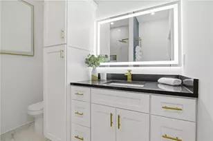 6305 Shannon Pkwy, Union City, GA 30291 - Photo 15