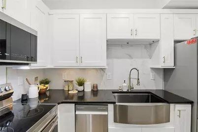 6305 Shannon Parkway #115, Union City, GA 30291 - Photo 5