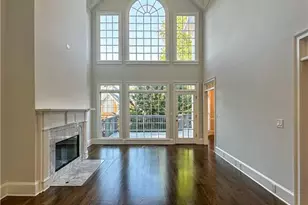 2660 Coachmans Cir, Alpharetta, GA 30022 - Photo 5