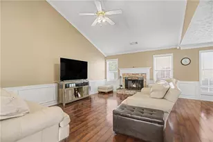 255 Remington Park Dr, Braselton, GA 30517 - Photo 5
