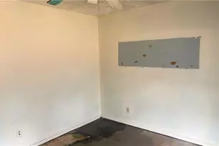 9365 Wilkerson Mill Rd, Palmetto, GA 30268 - Photo 13