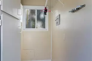 208 King Cotton Rd, Brunswick, GA 31525 - Photo 13