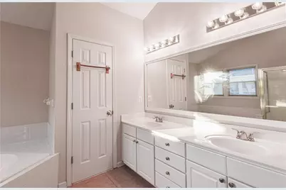 1104 Sadlers Close, Marietta, GA 30068 - Photo 3