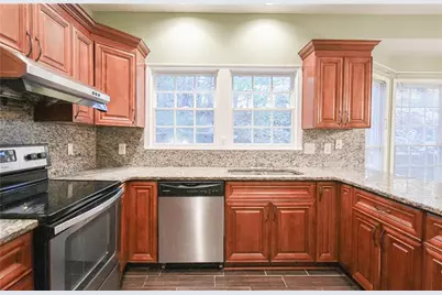 1104 Sadlers Close, Marietta, GA 30068 - Photo 3