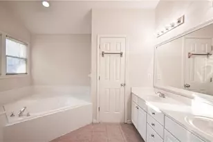 1104 Sadlers Close, Marietta, GA 30068 - Photo 23