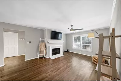 37 La Rue Place NW, Atlanta, GA 30327 - Photo 3