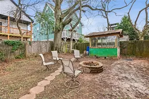 1079 Tumlin St NW, Atlanta, GA 30318 - Photo 17