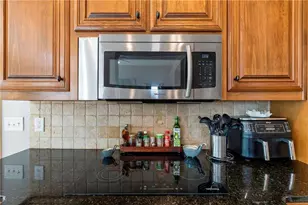 1030 Silver Thorne Dr, Loganville, GA 30052 - Photo 27