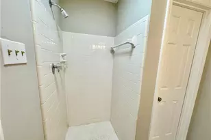 5050 Meadow Ln, Marietta, GA 30068 - Photo 25