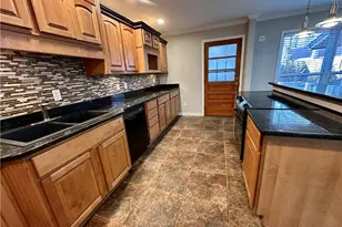 5050 Meadow Ln, Marietta, GA 30068 - Photo 15