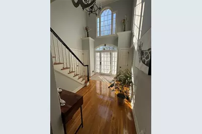 525 Lake Medlock Drive, Alpharetta, GA 30022 - Photo 3