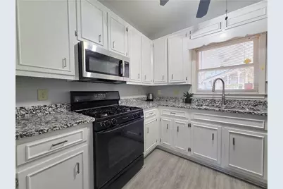 1426 Cambridge Common, Decatur, GA 30033 - Photo 9