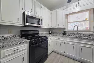 1426 Cambridge Common, Decatur, GA 30033 - Photo 9