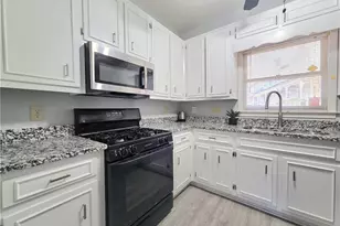 1426 Cambridge Common, Decatur, GA 30033 - Photo 3