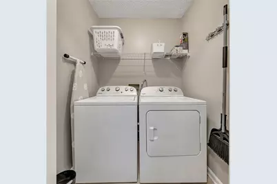 303 Nottingham Drive, Woodstock, GA 30188 - Photo 15