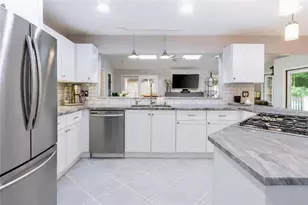 8110 Ball Mill Rd, Sandy Springs, GA 30350 - Photo 5