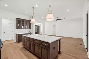 301 Windy Hill Dr, Calhoun, GA 30701 - Photo 11