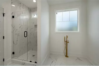 301 Windy Hill Drive, Calhoun, GA 30701 - Photo 17