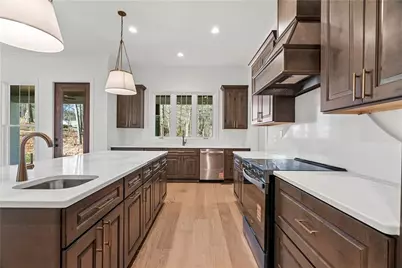 301 Windy Hill Drive, Calhoun, GA 30701 - Photo 15