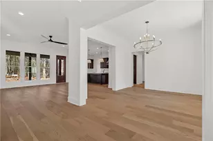 301 Windy Hill Dr, Calhoun, GA 30701 - Photo 5