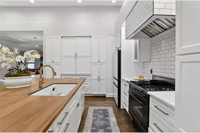 60 Montgomery Ferry Drive NE, Atlanta, GA 30309 - Photo 9