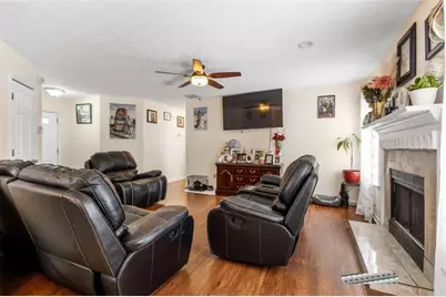 1729 Brandi Lane, Loganville, GA 30052 - Photo 5