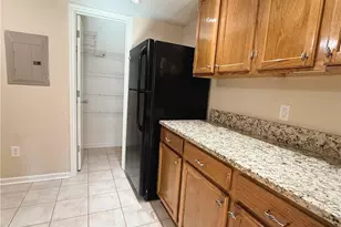 7024 Somerset Cir, Alpharetta, GA 30004 - Photo 13