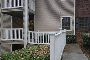 301 Barrington Hills Dr, Atlanta, GA 30350 - Photo 29