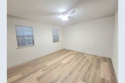 301 Barrington Hills Drive, Atlanta, GA 30350 - Photo 23