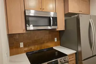 301 Barrington Hills Dr, Atlanta, GA 30350 - Photo 11