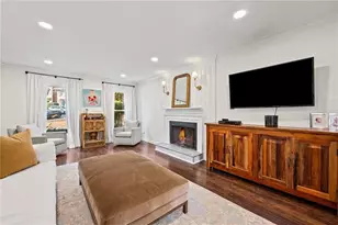 4 Queen Victoria Pl NE, Atlanta, GA 30342 - Photo 5