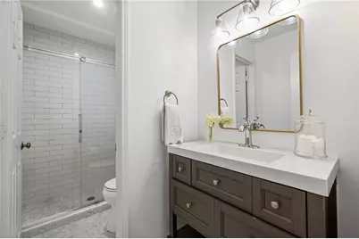 4 Queen Victoria Place NE, Atlanta, GA 30342 - Photo 25