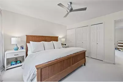 4 Queen Victoria Place NE, Atlanta, GA 30342 - Photo 17