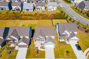 303 Bull Shls Wy, Hoschton, GA 30548 - Photo 25