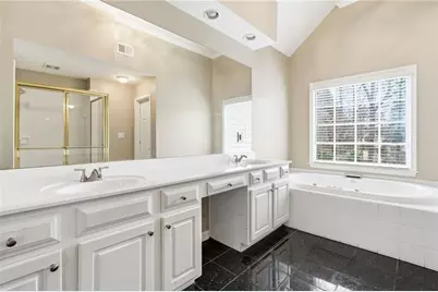 310 Stoneleigh Drive, Atlanta, GA 30331 - Photo 31