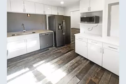 2011 Variations Drive NE, Atlanta, GA 30329 - Photo 11