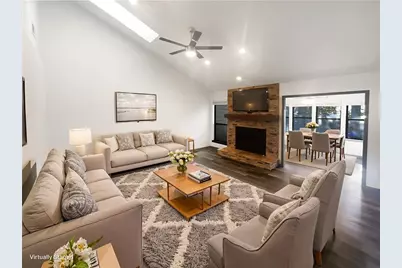 2011 Variations Drive NE, Atlanta, GA 30329 - Photo 3