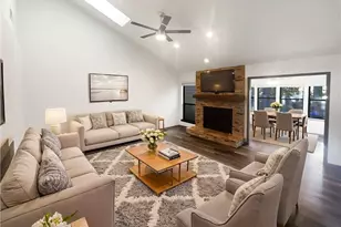 2011 Variations Dr NE, Atlanta, GA 30329 - Photo 3