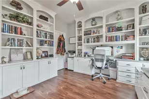 6404 Falling Water Ln, Hoschton, GA 30548 - Photo 9