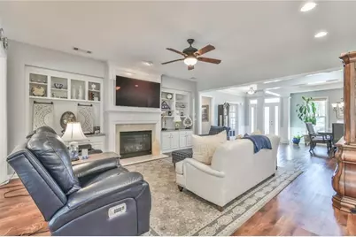 6404 Falling Water Lane, Hoschton, GA 30548 - Photo 15