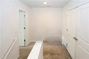 7488 Knoll Hollow Rd, Lithonia, GA 30058 - Photo 15