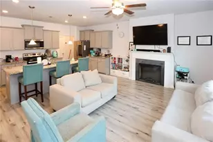 7488 Knoll Hollow Rd, Lithonia, GA 30058 - Photo 5