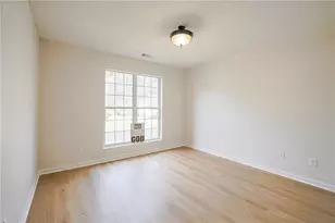 1570 Swan Valley Ct, Lawrenceville, GA 30043 - Photo 5