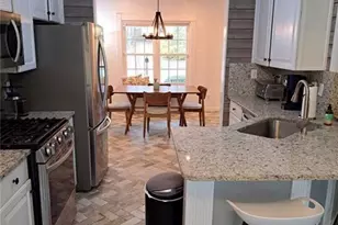 366 Silverthorn Dr NW, Marietta, GA 30064 - Photo 3