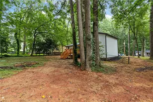 1097 Wildwood Ln, Lawrenceville, GA 30046 - Photo 21