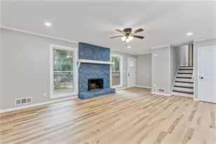 1097 Wildwood Ln, Lawrenceville, GA 30046 - Photo 7